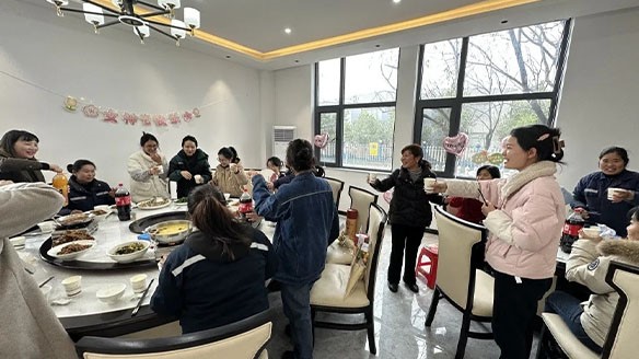 致敬华铝巾帼——愿温柔如怡，芳华自在！